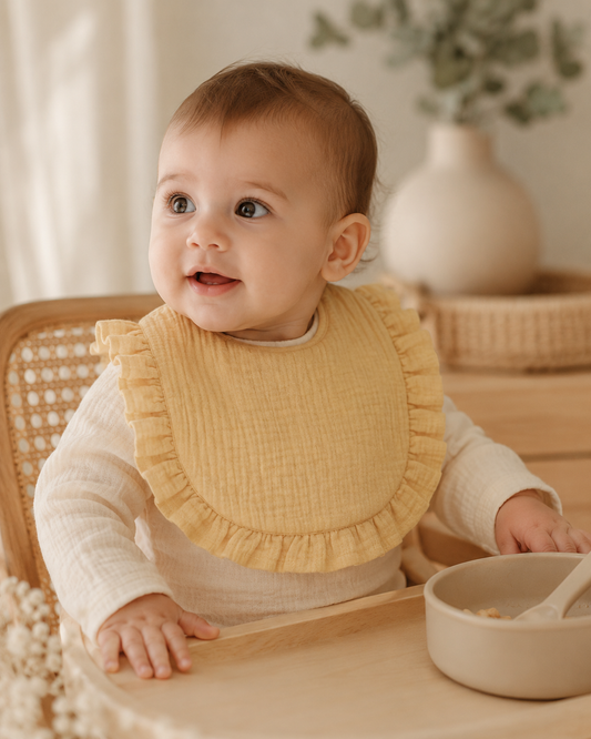 Babete bebé Folhinho de Ternura em algodão orgânico cor ouro Zupi - produto